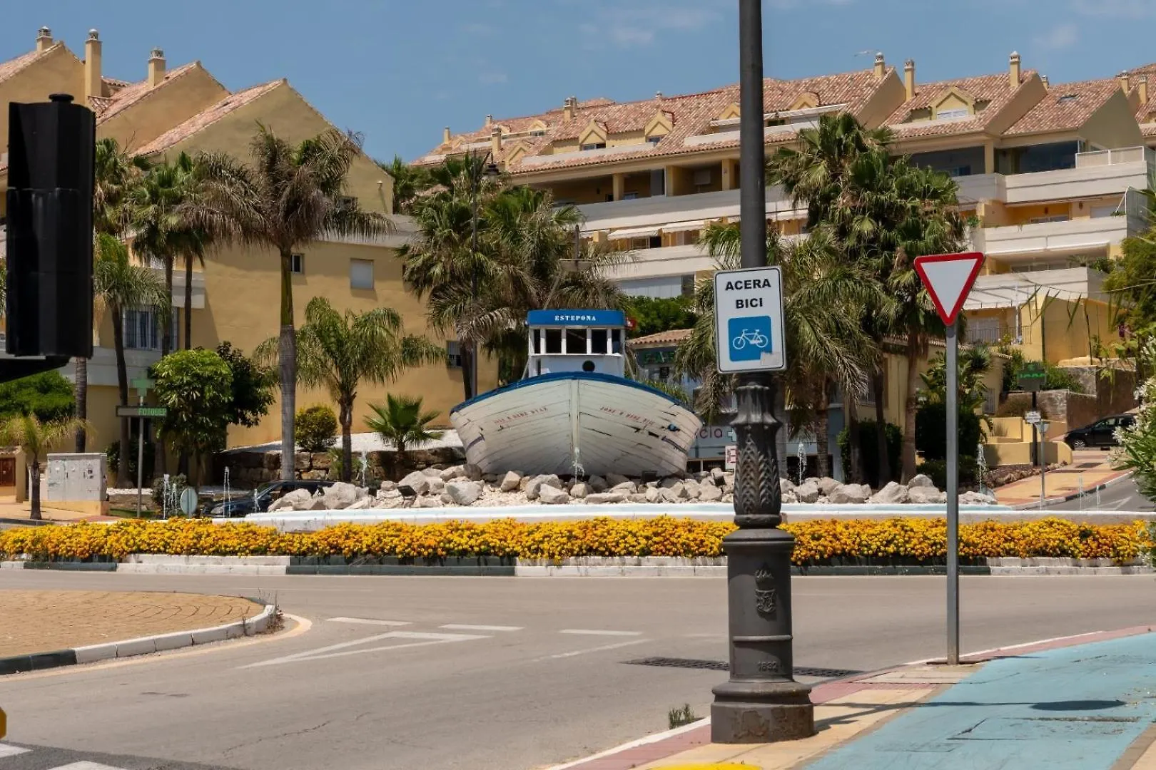 Paradise Lagoon Alcazaba By Hostlovers Estepona 0*,  Spain