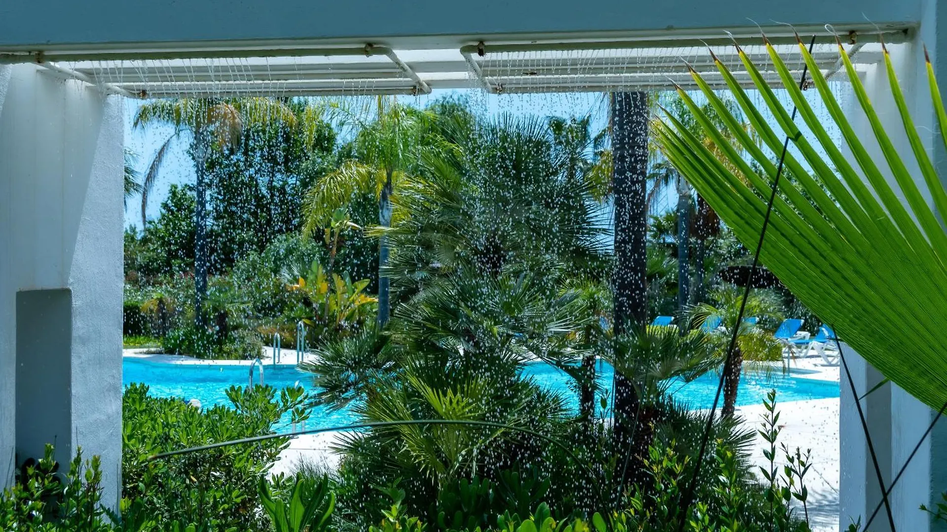 Apartment Paradise Lagoon Alcazaba By Hostlovers Estepona