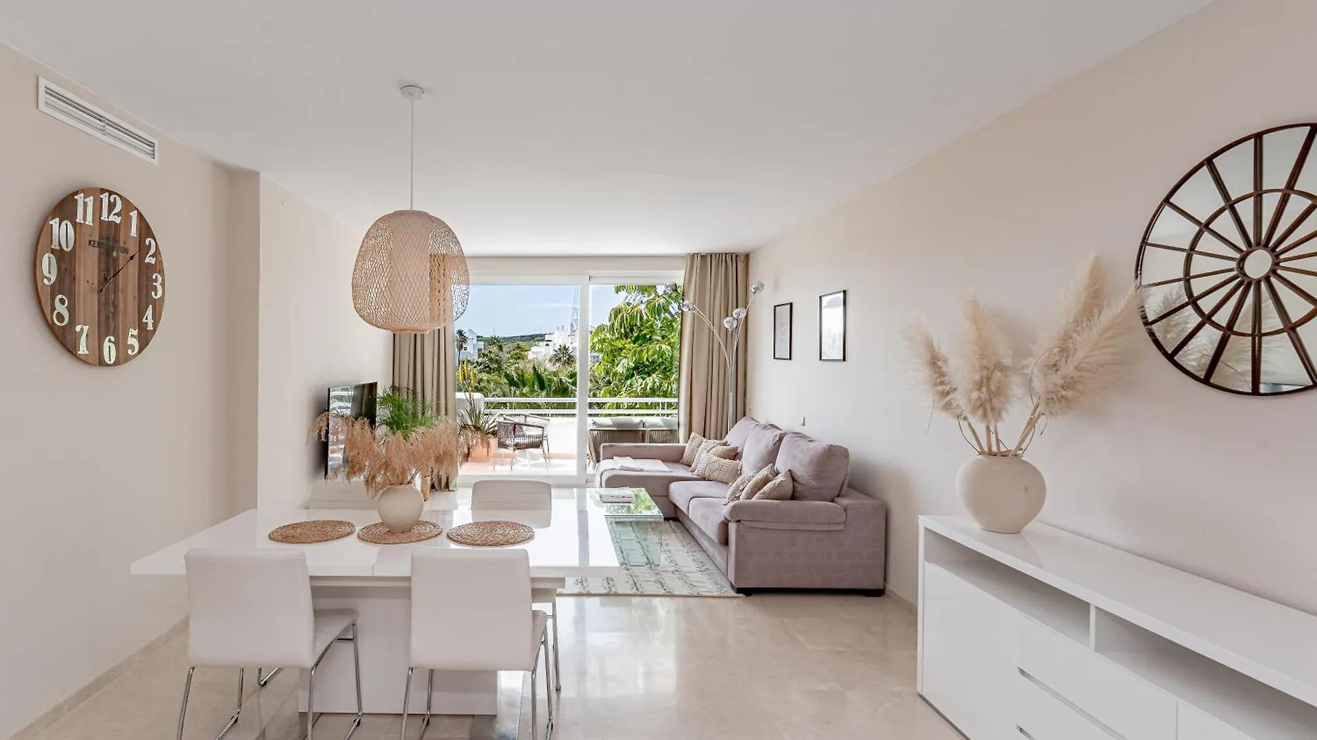 Apartment Paradise Lagoon Alcazaba By Hostlovers Estepona