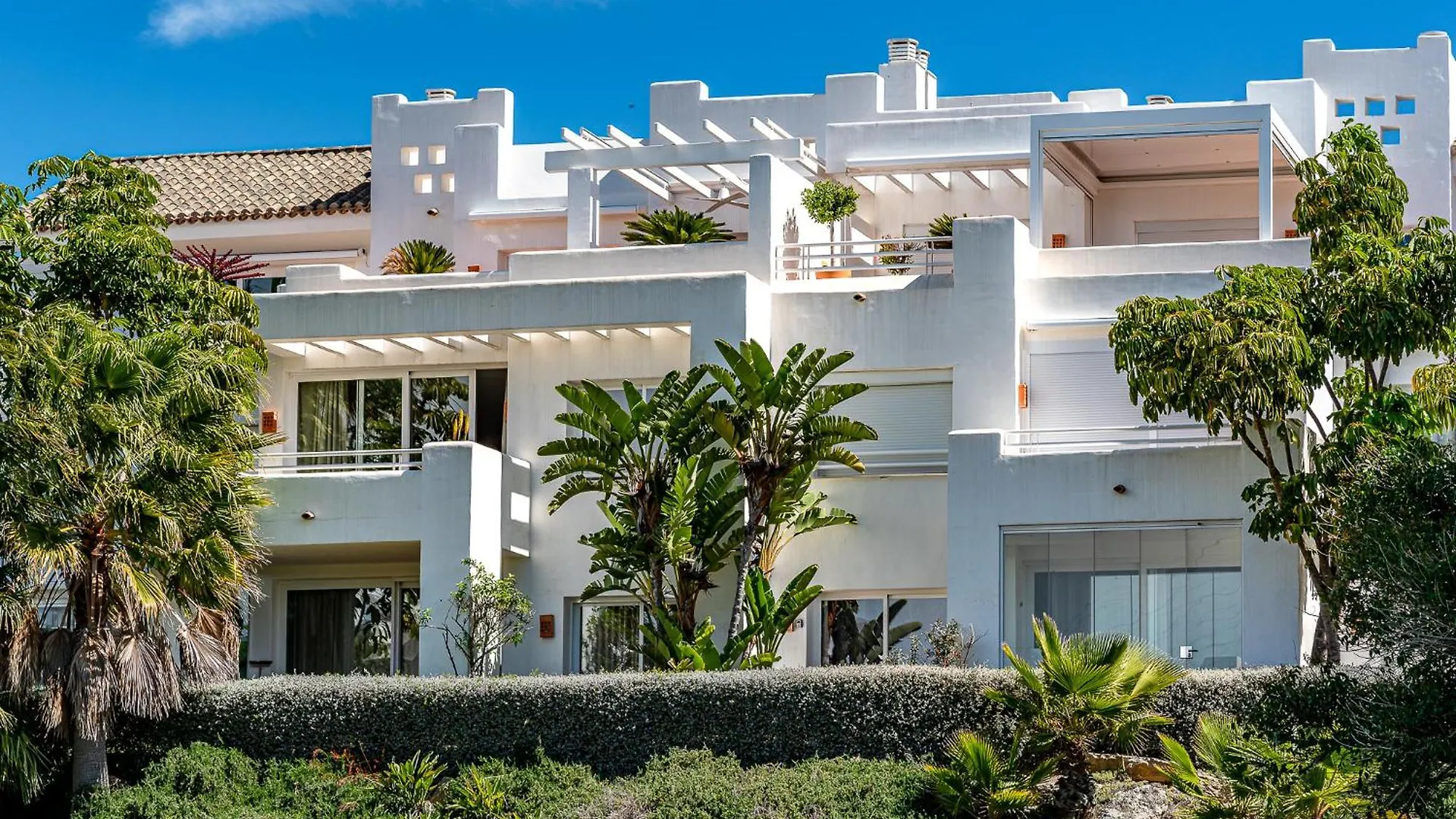 Paradise Lagoon Alcazaba By Hostlovers Estepona 0*,  Spain