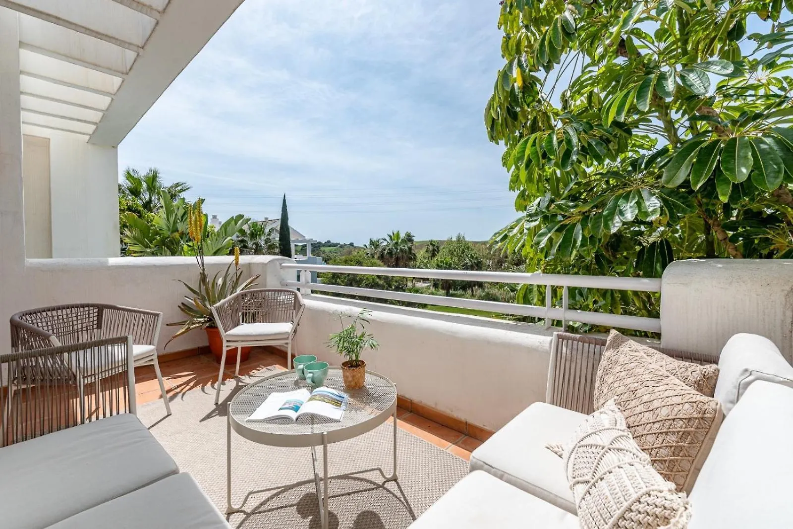 Paradise Lagoon Alcazaba By Hostlovers Estepona Apartment
